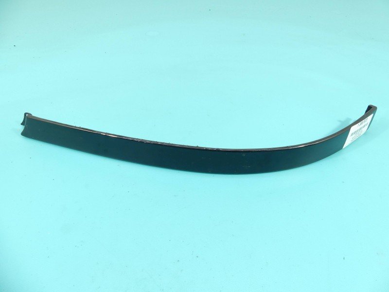 Listwa podreflektorowa Audi A8 D2 4D0853207C