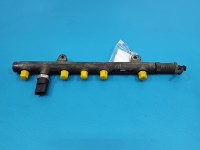 Listwa wtryskowa CZUJNIKI Opel Vivaro 1.9 cdti 0445214024, 0281002522