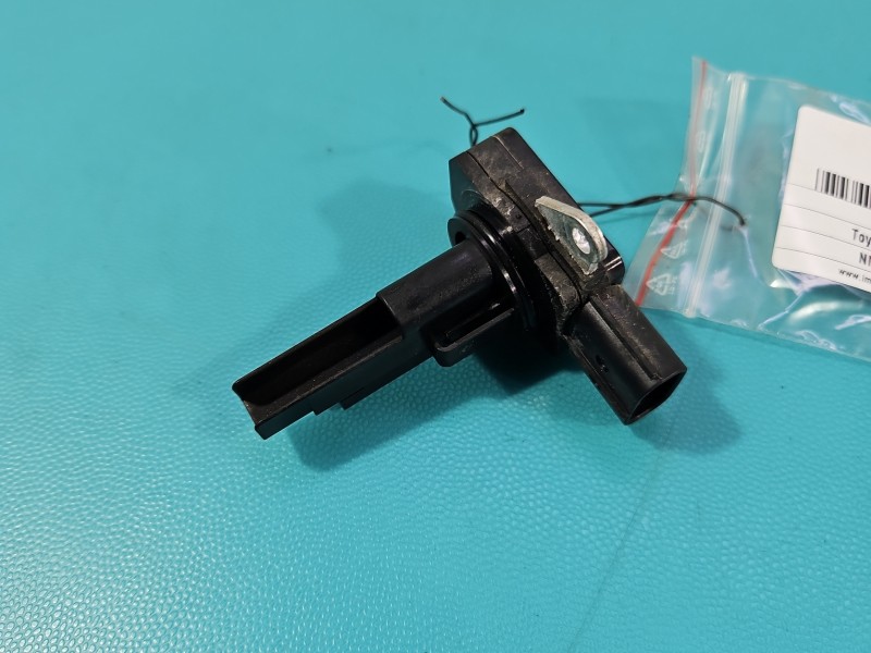 Przepływomierz Toyota Verso 09- 1.8 16V 22204-37010, 197400-5080