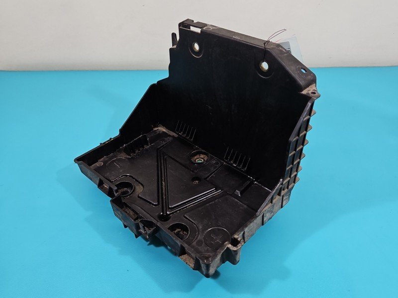 Obudowa akumulatora podstawa Renault Kangoo II 8200870492 1.5 dci