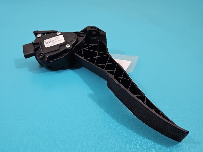 Pedał gazu potencjometr Opel Astra V K 13373776, 6PV011554-00 1.5 cdti