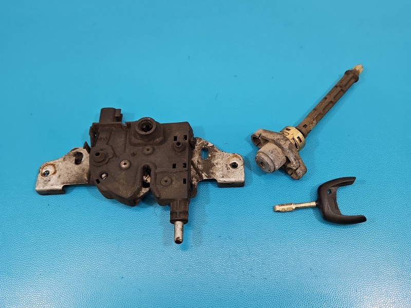 Zamek maski odcięte mocowanie wkładki 3 ELEMENTY Ford Mondeo Mk3