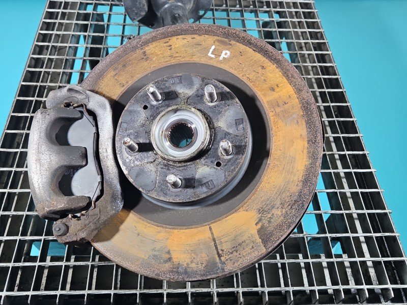 Zwrotnica lewa piasta przód 2.4 wiel Mitsubishi Outlander III 12- Zwrotnica lewa piasta przód 2.4 wiel Mitsubishi Outlander III 12-