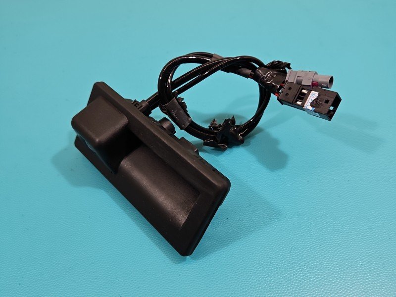 Kamera cofania Skoda Superb III 3V0827566L Kamera cofania Skoda Superb III 3V0827566L