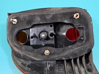 Lampa tył prawa Producent części: BMW, Z LISTWĄ ŻARÓWKOWĄ / KOMBI / POMARAŃCZOWY KIERUNEK Bmw e39 kombi