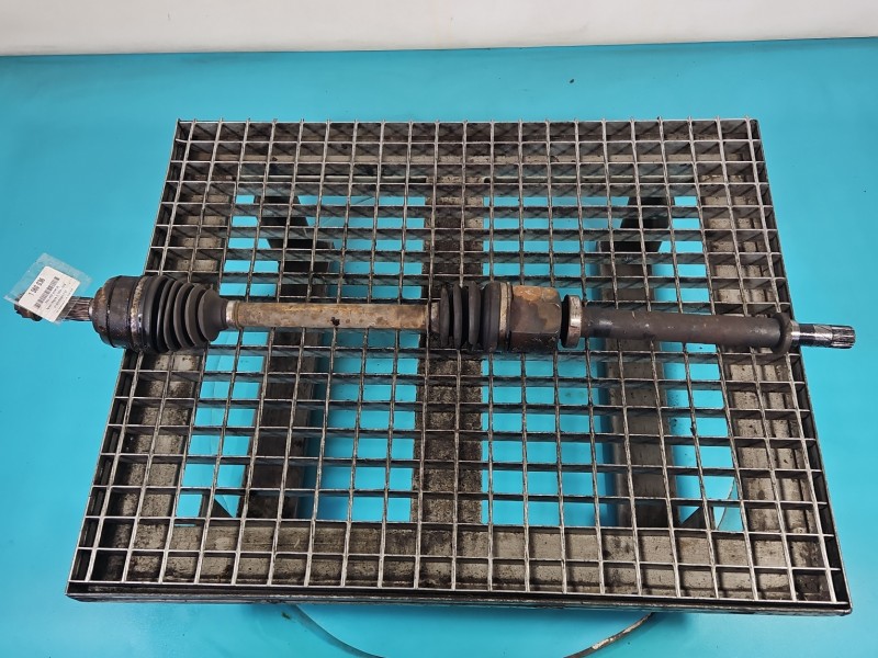 Półoś przód prawa Renault Megane III 1.6 16V manual