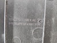 Osłona ZAŚLEPKA PLASTIK Renault Megane IV 799122338R