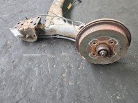 Tylna belka oś tył Vw Golf III 1.6 8V wiel