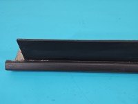 Listwa progowa prawa PRÓG NAKŁADKA Ford Transit Courier 14-23 ET76-10154-AE