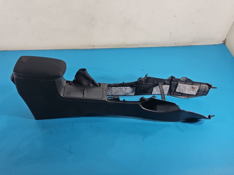 Podłokietnik TUNEL Toyota Corolla E15 58910-02080 EUROPA