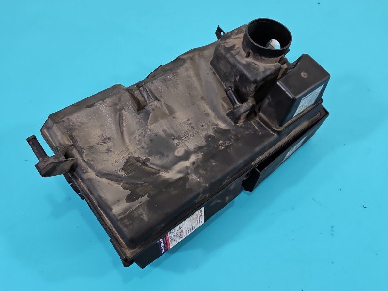 Obudowa filtra powietrza Volvo V50 S40 II 30677532 2.4 wiel