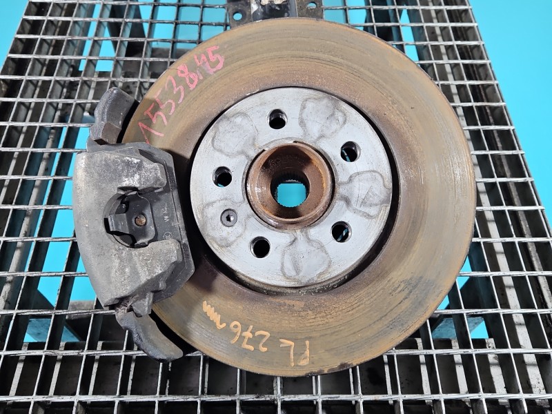 Zwrotnica lewa piasta przód 1.0 TSI Skoda Kamiq