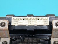 Konsola panel nawiewu Hyundai Sonata V NF 84742-3K000