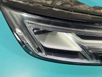Reflektor prawy lampa przód Audi A4 B9 EUROPA