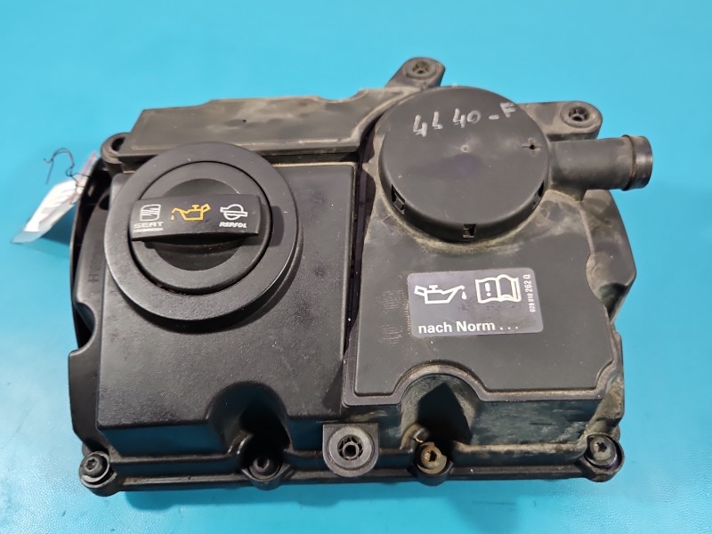 Pokrywa zaworów Seat Ibiza IV 6J 1.4 tdi BMS 045103475E