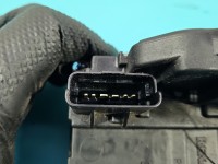 Zamek tył lewy 825030002R Renault Megane III 6PIN