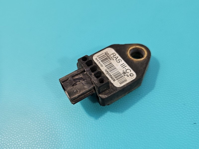 Czujnik uderzeniowy Fiat Freemont P56038950AA uderzenia