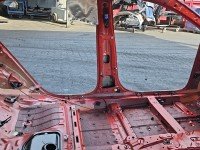 Próg lewy SŁUPEK ŚRODKOWY B Hyundai Elantra VI 15-20 sedan 4d LAVA ORANGE YR2