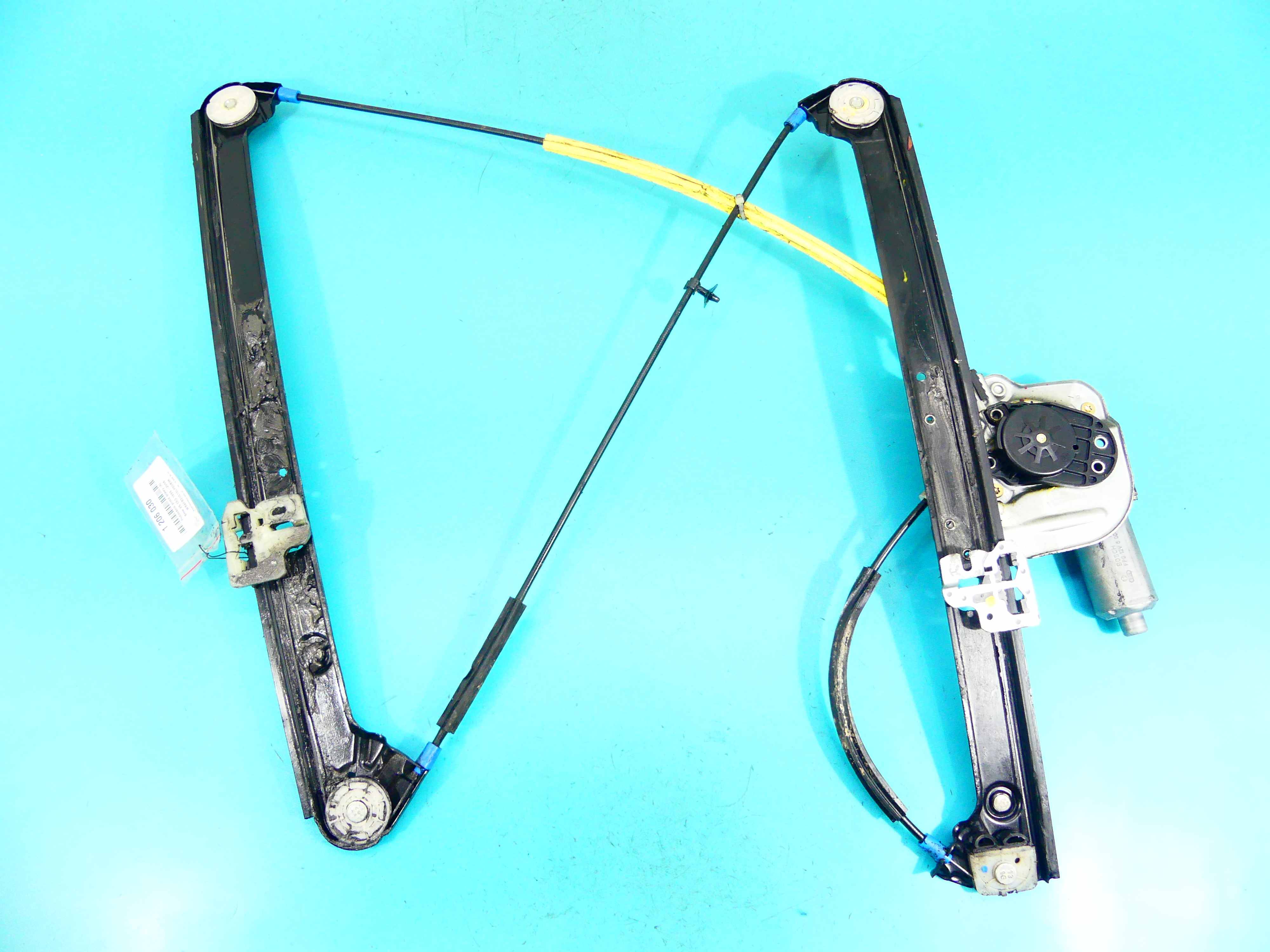 Podnosnik przod prawy BMW X5 E53 83810209, 103598-101