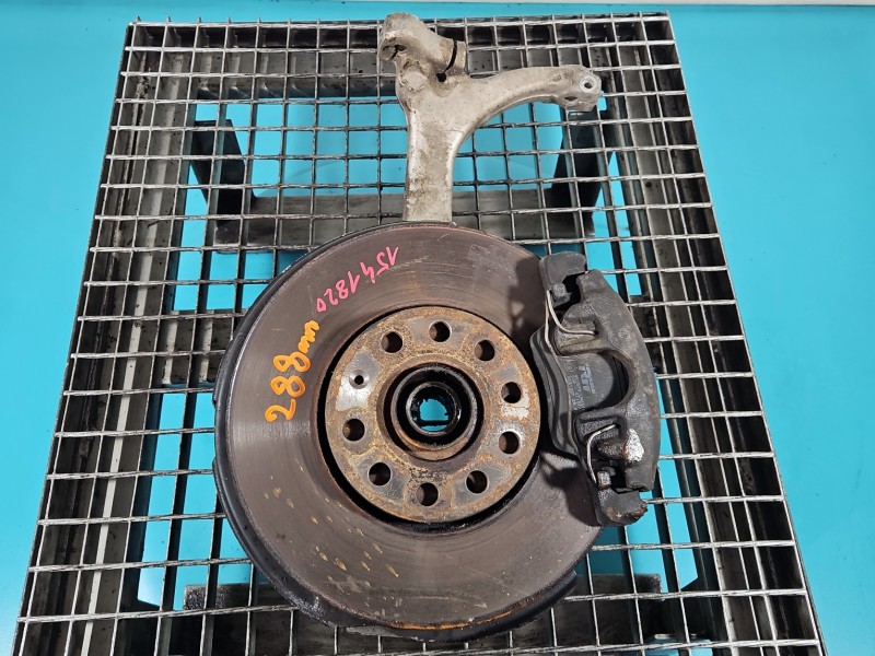 Zwrotnica lewa piasta przód 2.0 20v Audi A4 B6