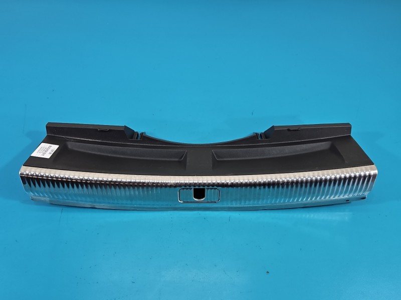 Osłona ZAŚLEPKA PLASTIK Pasa tylnego Audi A5 F5 8W864513C