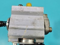 pompka Pompa paliwa Vw Golf V 1.6 FSI 0261520024, 21161484