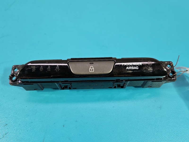 Przełącznik zamka Hyundai I30 III 16- 93770-G4AA0