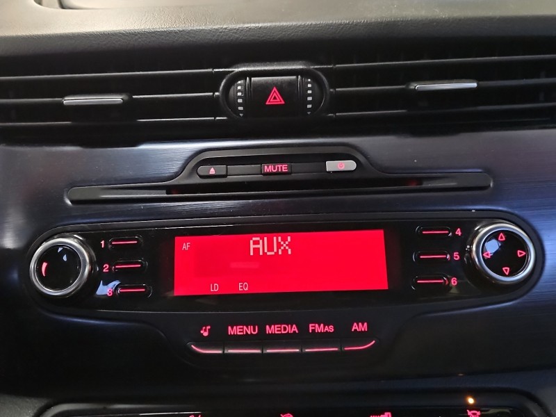 Radio fabryczne Alfa romeo Giulietta 1560968770 radioodtwarzacz