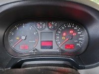 Licznik Audi A3 8L 110008944/002, 8L0920900A 1.6 SR EUROPA