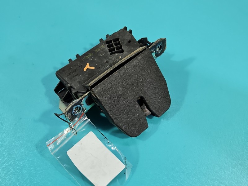 Zamek klapy tył 495058724 Opel Zafira B HB 3 PIN