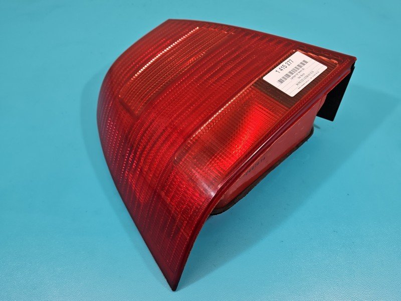 Lampa tył lewa Vw Bora sedan Lampa tył lewa Vw Bora sedan