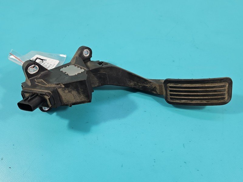 Pedał gazu potencjometr Toyota Yaris II 781100-D030 1.4 D4D