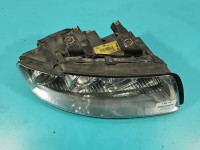 Reflektor prawy lampa przód Audi A4 B6 EUROPA