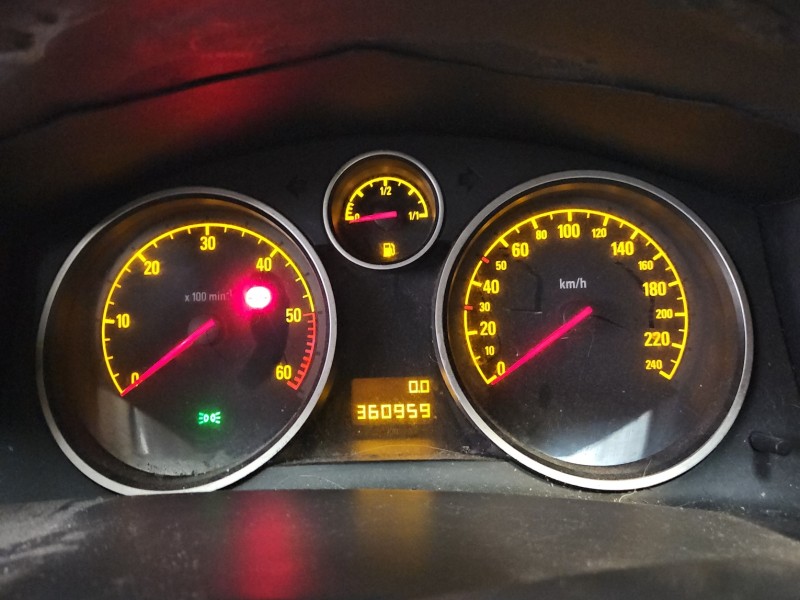 Licznik Opel Astra III H 13142790TF 1.7 cdti EUROPA