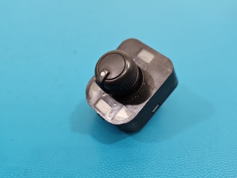 Przełącznik szyb Audi A3 8V lusterek EU 8V0959565A