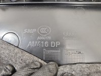 Tapicerka drzwi przód prawa boczek AUDI Q5 08-