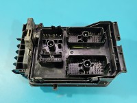 Skrzynka bezpieczników Opel Astra V K 39227408