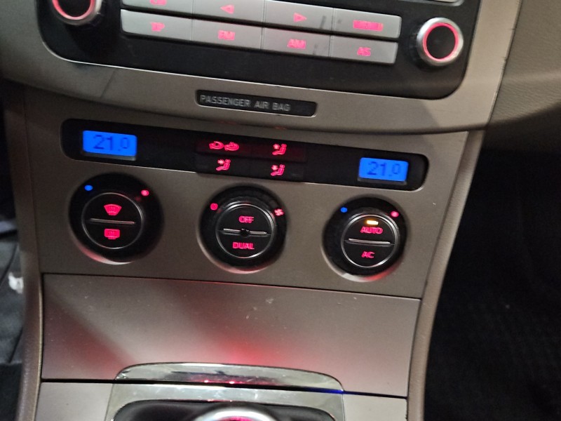 Konsola panel nawiewu Vw Passat B6 3C0907044CR