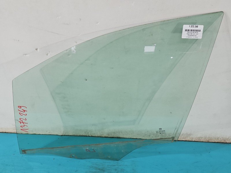 Szyba drzwi przód lewa Peugeot 2008 I HB