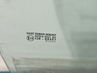 Szyba drzwi przód prawa Suzuki Swift Mk6 HB