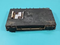 Skrzynka bezpieczników Opel Astra III H 13206751