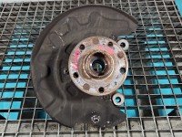 Zwrotnica prawa piasta przód 2.0 tdi Skoda Octavia III