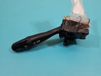 Przełącznik kierunkowskazów świateł Suzuki Swift Mk6 173744