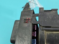 Skrzynka bezpieczników Opel Astra III H 13206751