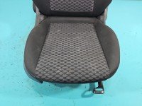 Fotel prawy przód pasażera Opel Astra V K 5d EUROPA