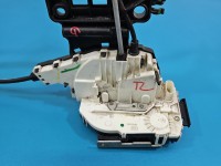 Zamek tył lewy P04589915AD Jeep Cherokee KL 4piny , uszkodzone mocowanie