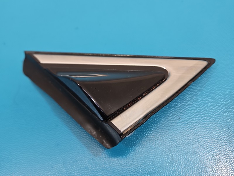 Listwa błotnika przód prawa Hyundai Santa Fe III 12–18 86190-4Z000