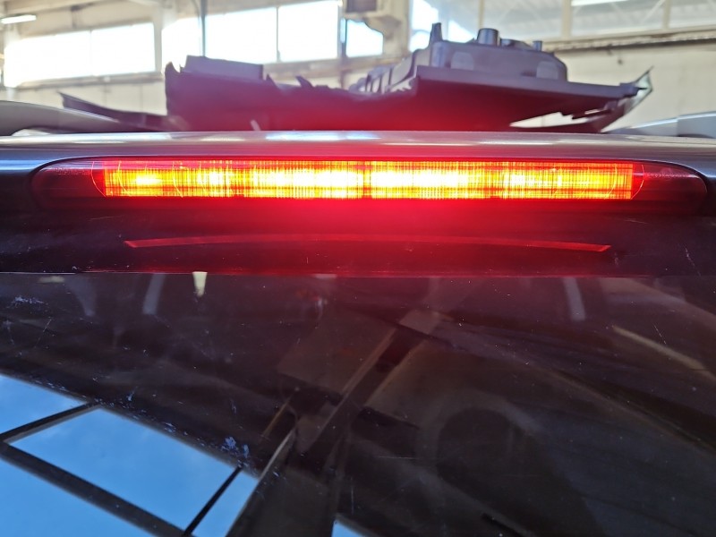 TRZECIE ŚWIATŁO STOP STOPU Toyota Avensis II T25 kombi