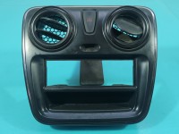 Kratka nawiewu środkowa Dacia Dokker 682609686R, 687608758R EUROPA