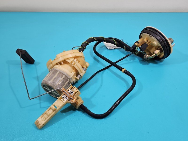 pompka Pompa paliwa Audi 80 B4 2.0 jedn 3A0201319 Producent części: Audi, 4 PIN pompka Pompa paliwa Audi 80 B4 2.0 jedn 3A0201319 Producent części: Audi, 4 PIN